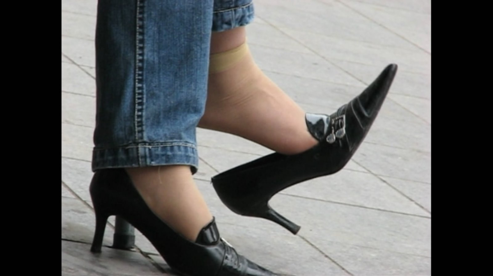 streetsnapdangl[00 00 59][20181126 234358 8]